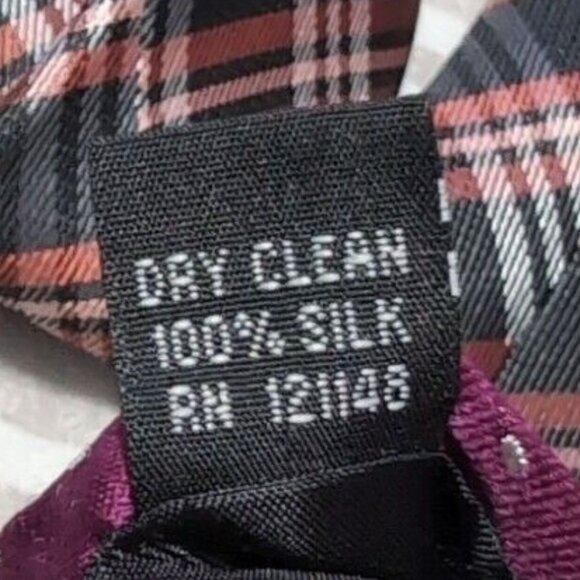 Croft & Barrow 55” Men’s Tie 100% Silk Made in Italy Purple Burgundy 3" X 58" - Picture 2 of 4